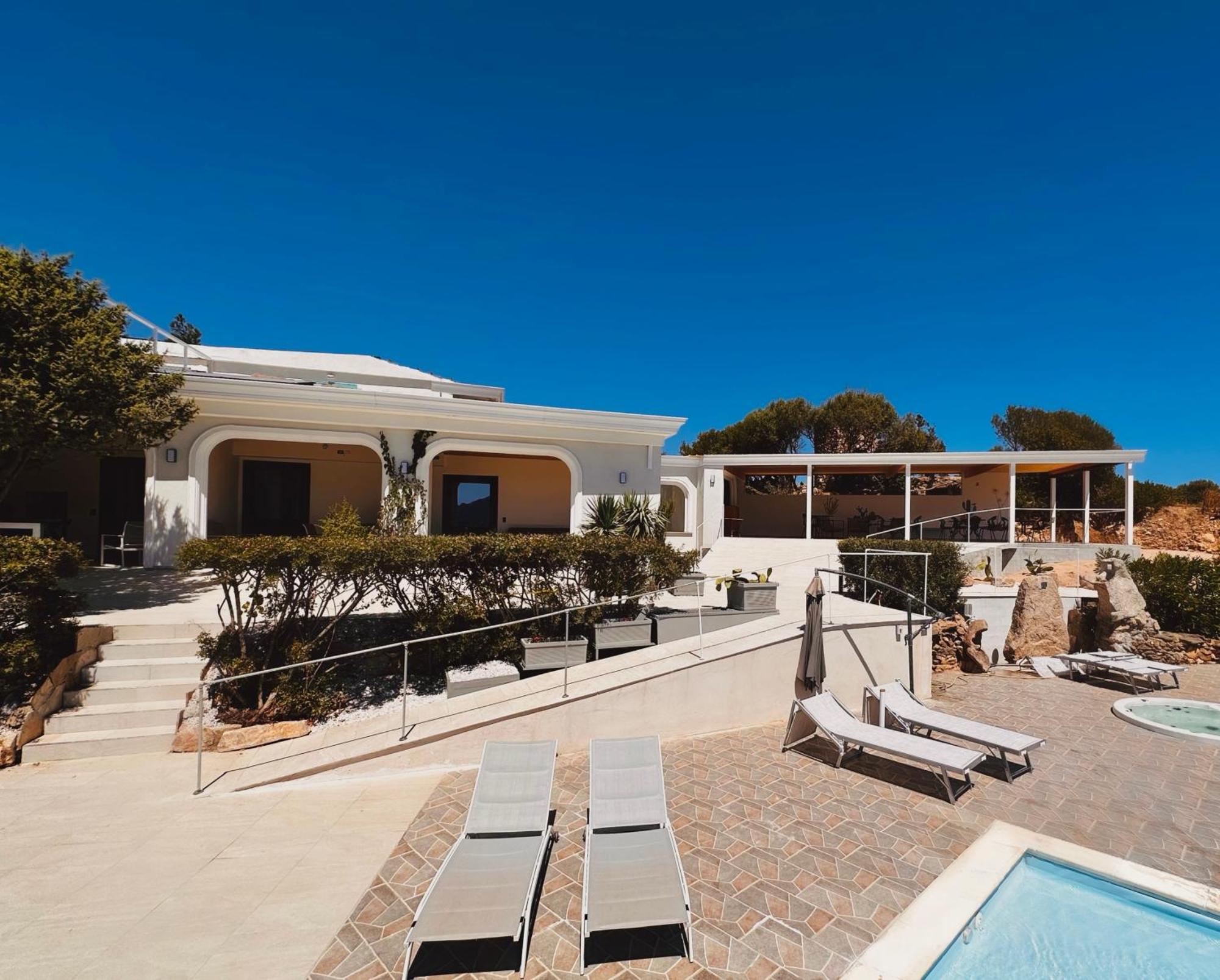 Hotel Domo S'Altura Porto Rotondo Exteriér fotografie
